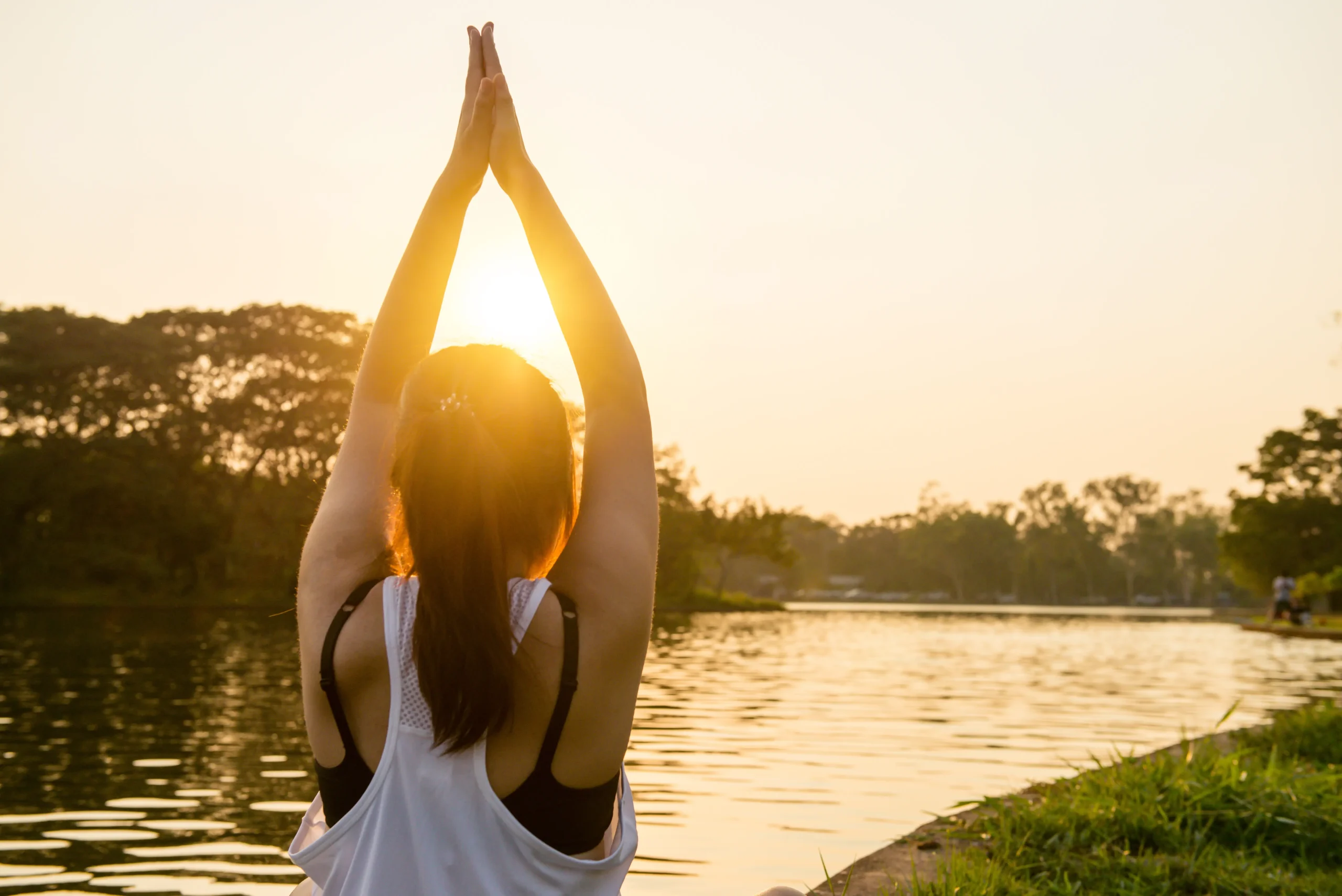 Meditación y relajación al amanecer